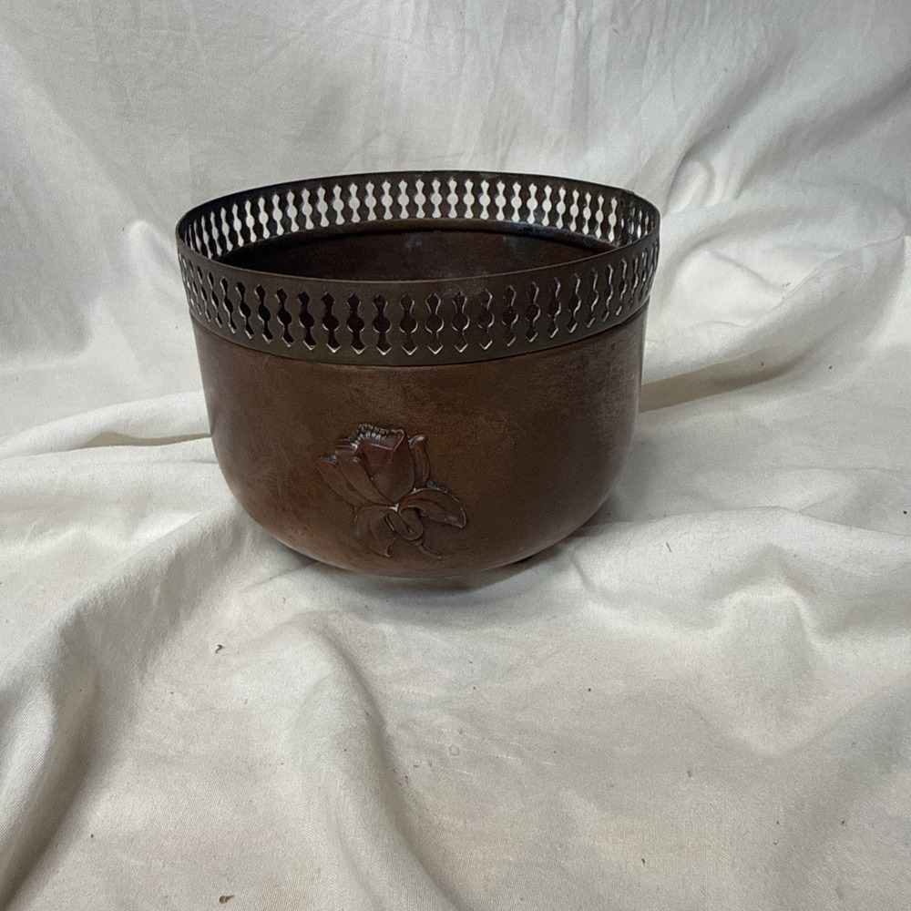 Vintage Copper Planter Pot Brass Ball Feet Rose Bud Patina Cottagecore Boho